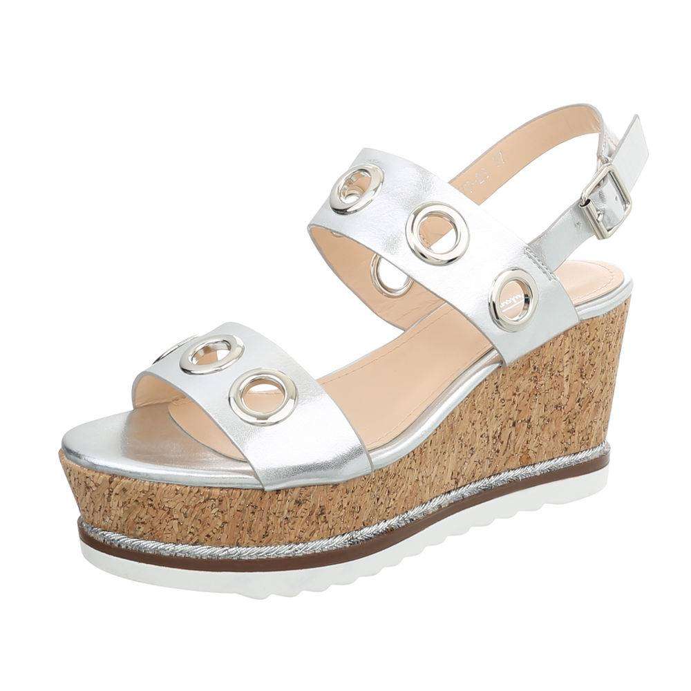 LD shoes Γυναικείες πλατφόρμες με μεταλλικές λεπτομέρειες - Ασημί 0682-Ασημί